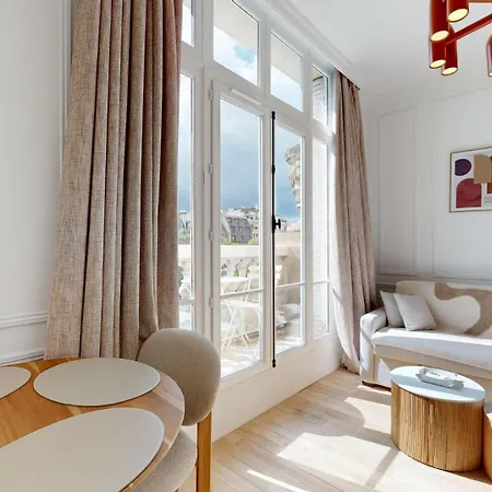 Appartement Bluestay 249 - Superbe Champs Elysees Paris