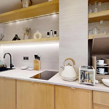 Bluestay 249 - Superbe Champs Elysees